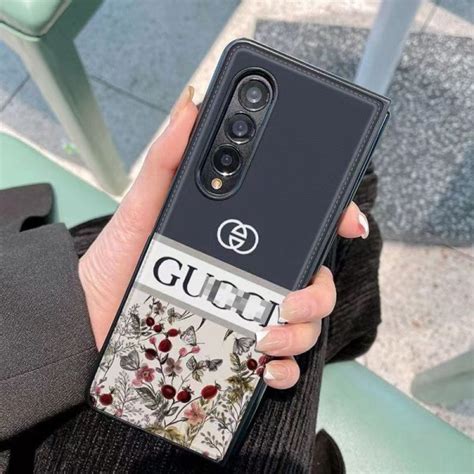 Gucci galaxy z cases